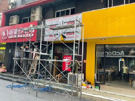 溧阳制作广告招牌如何避免它发黄？